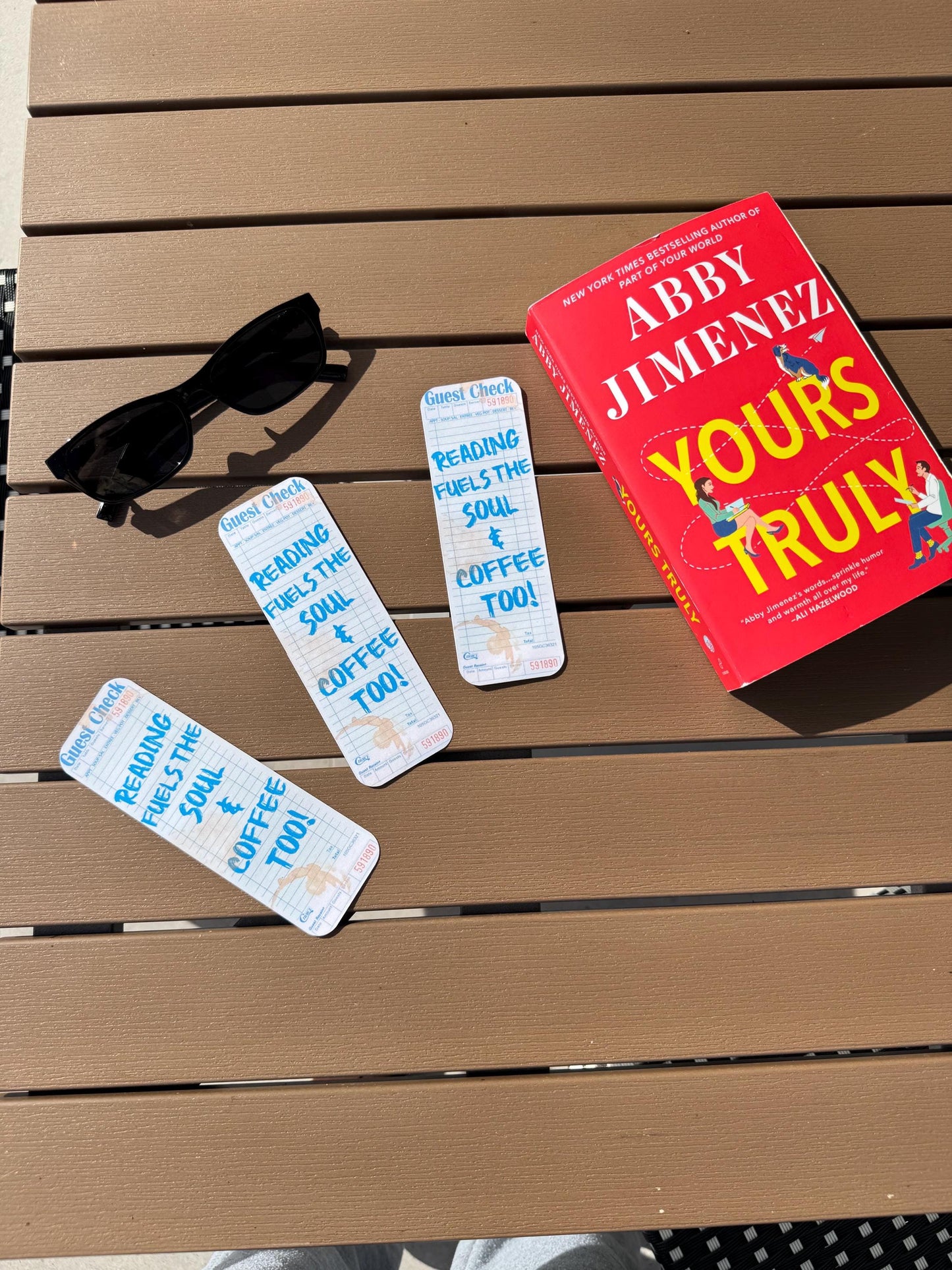 Book & Coffee Lovers Bookmark!
